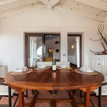 Private Beaches And Patio With A View, Cala Del Faro Apartamento