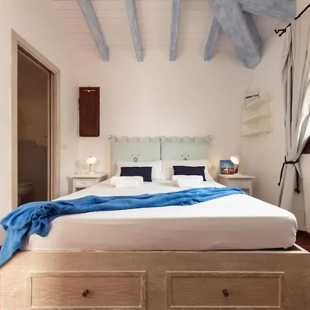 Private Beaches And Patio With A View, Cala Del Faro Apartamento Capo Ferro