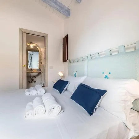 Private Beaches And Patio With A View, Cala Del Faro * Capo Ferro